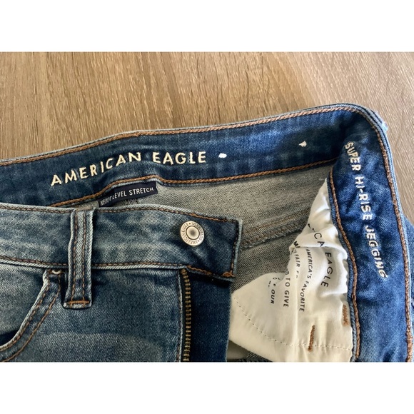 American Eagle Hi-Rise Jeggings - Picture 4 of 9